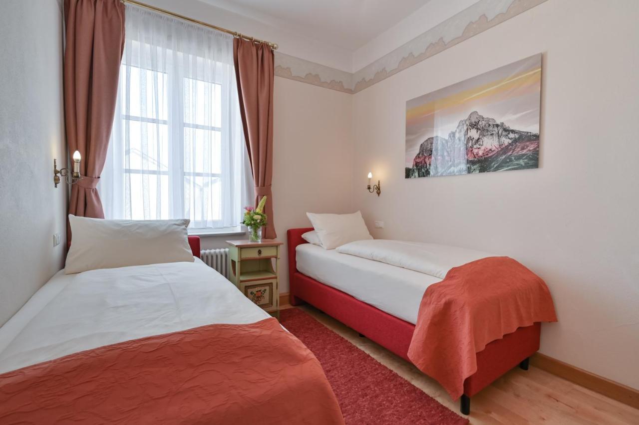 Hotel Hirsch Füssen Εξωτερικό φωτογραφία